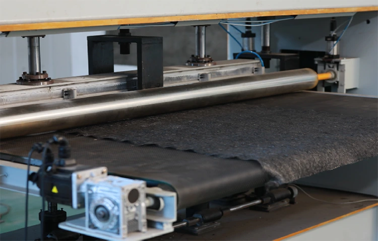Black Fiberglass Mat for Building Thermal Insulation